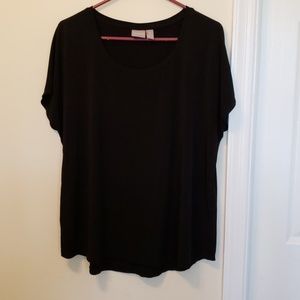 Chicos black tee shirt